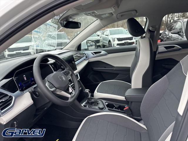 2026 Volkswagen Taos SE