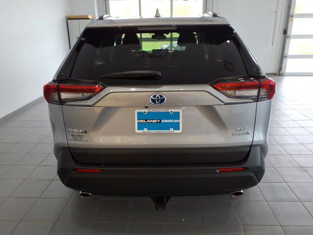 2022 Toyota RAV4 Hybrid XLE Premium