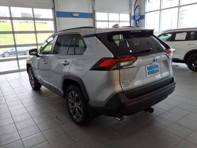 2022 Toyota RAV4 Hybrid XLE Premium