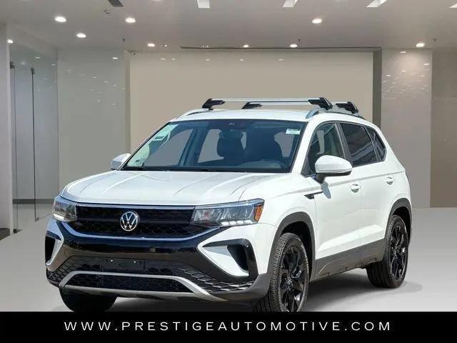 2023 Volkswagen Taos 1.5T SE for sale in Warren, MI