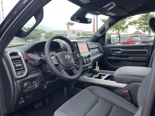 2026 Ram 1500 Big Horn Crew Cab 4x2 5'7" Box