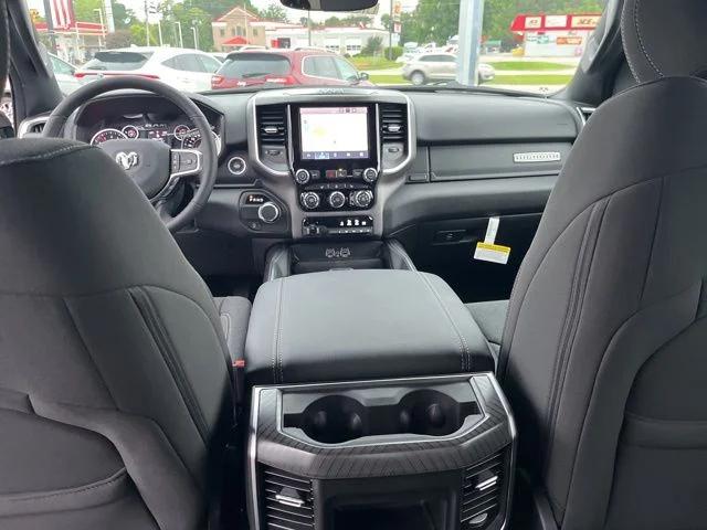 2026 Ram 1500 Big Horn Crew Cab 4x2 5'7" Box