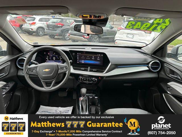 2024 Chevrolet Trax FWD LT