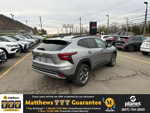 2024 Chevrolet Trax FWD LT