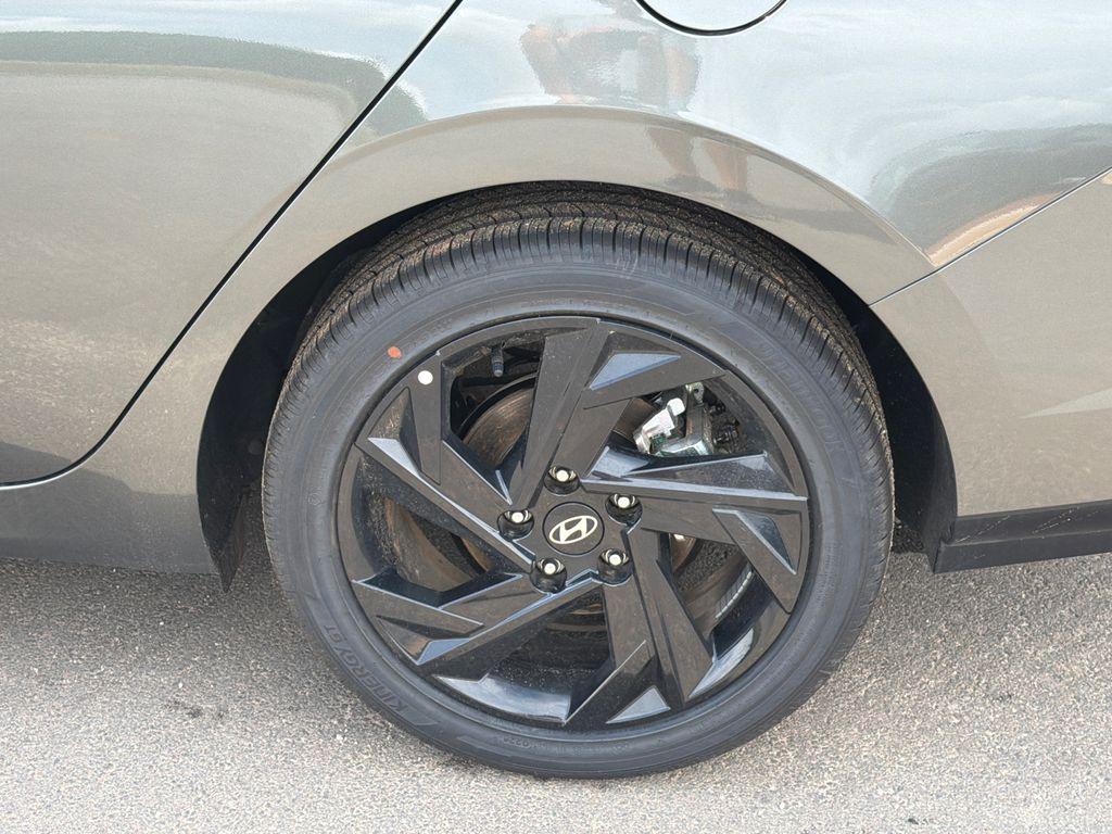 New 2026 Amazon Gray HYUNDAI SEL Sport Premium image 20