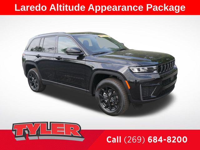 2026 Jeep Grand Cherokee GRAND CHEROKEE LAREDO ALTITUDE 4X4
