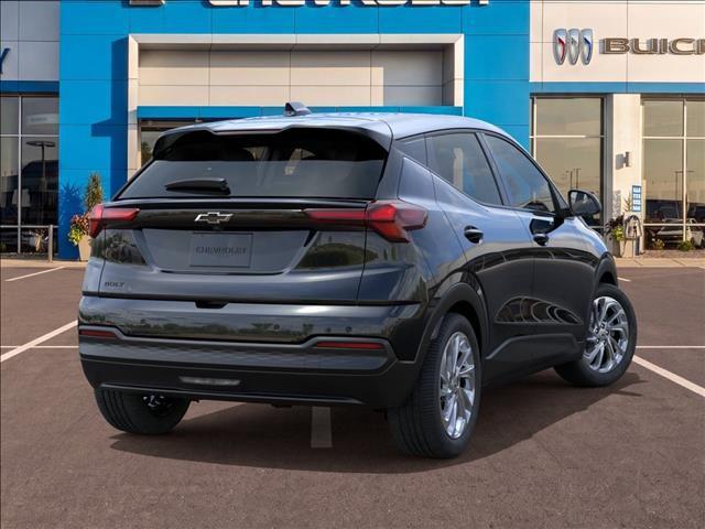 2027 Chevrolet Bolt LT FWD
