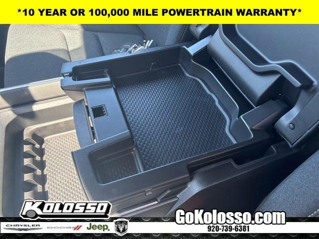 2026 Ram 1500 Big Horn Crew Cab 4x4 5'7" Box