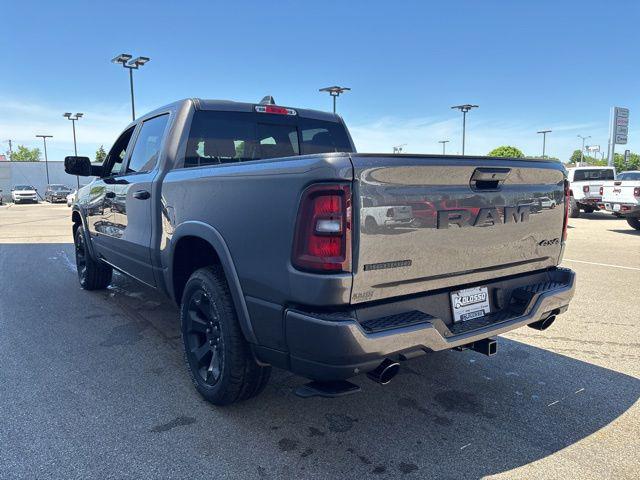 2026 Ram 1500 Big Horn Crew Cab 4x4 5'7" Box