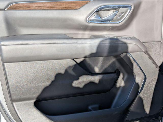 2023 GMC Yukon 4WD SLE