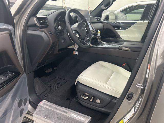 2026 Lexus LX Luxury