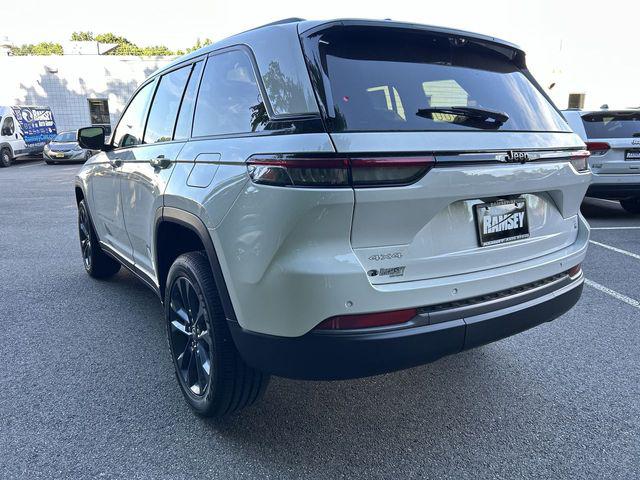 2026 Jeep Grand Cherokee 85th Anniversary Edition