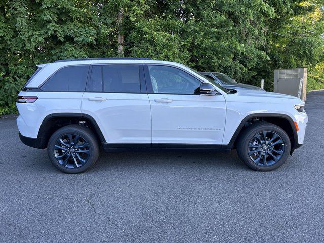 2026 Jeep Grand Cherokee 85th Anniversary Edition