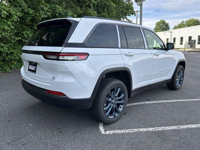 2026 Jeep Grand Cherokee 85th Anniversary Edition