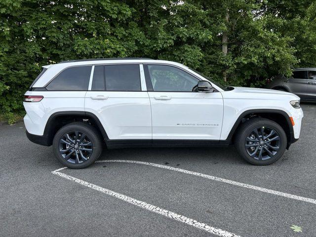 2026 Jeep Grand Cherokee 85th Anniversary Edition