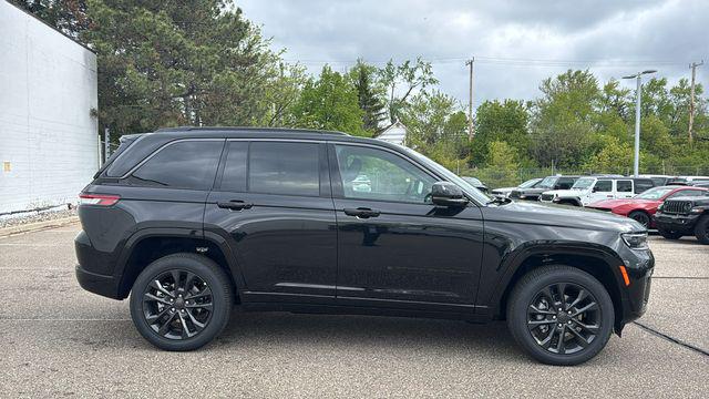 2026 Jeep Grand Cherokee Limited Reserve