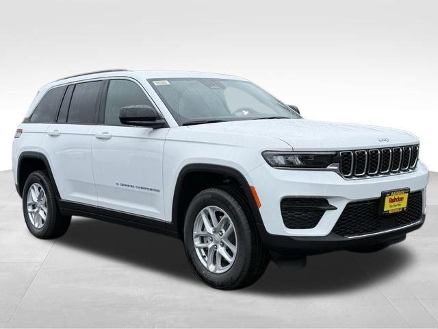 2026 Jeep Grand Cherokee GRAND CHEROKEE LAREDO 4X4