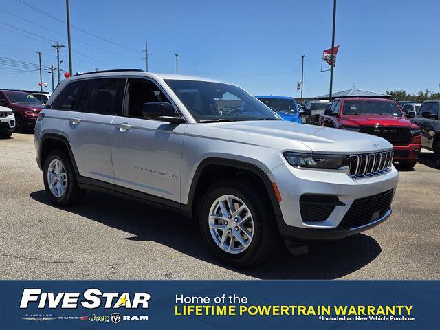 2026 Jeep Grand Cherokee GRAND CHEROKEE LAREDO X 4X2