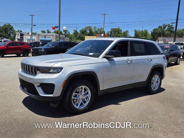 2026 Jeep Grand Cherokee GRAND CHEROKEE LAREDO X 4X2