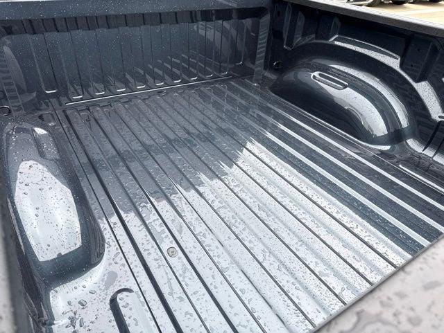 2026 Ram 1500 Express Crew Cab 4x4 5'7" Box
