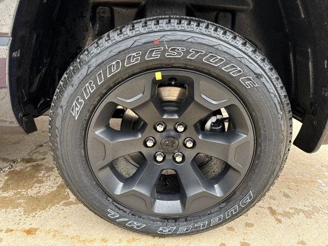 2026 Ram 1500 Express Crew Cab 4x4 5'7" Box