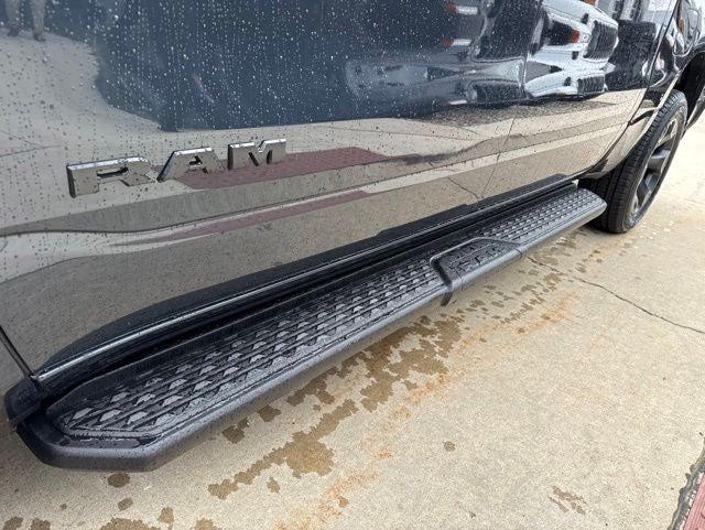 2026 Ram 1500 Express Crew Cab 4x4 5'7" Box