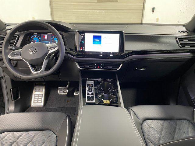 2026 Volkswagen Atlas Cross Sport SEL Premium R-Line