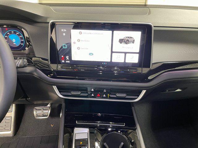 2026 Volkswagen Atlas Cross Sport SEL Premium R-Line