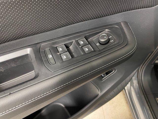 2026 Volkswagen Atlas Cross Sport SEL Premium R-Line