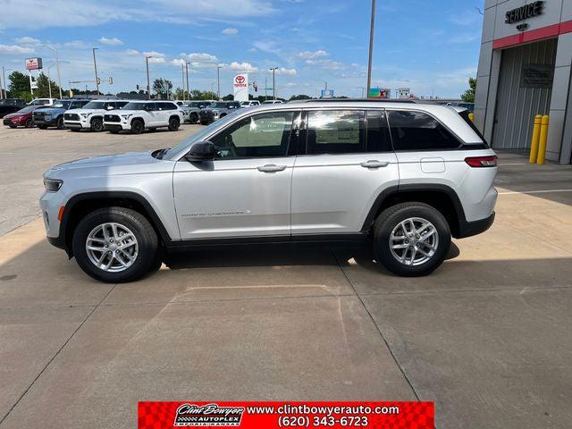 2026 Jeep Grand Cherokee GRAND CHEROKEE LAREDO 4X4
