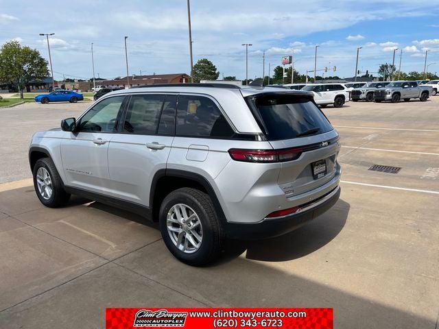 2026 Jeep Grand Cherokee GRAND CHEROKEE LAREDO 4X4