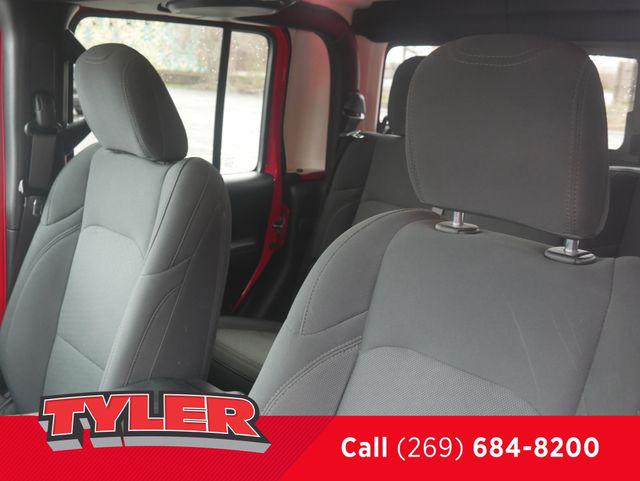 2022 Jeep Gladiator Sport