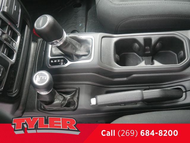 2022 Jeep Gladiator Sport