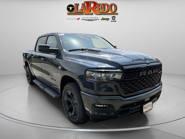 2026 RAM Ram 1500 RAM 1500 EXPRESS CREW CAB 4X4 57 BOX