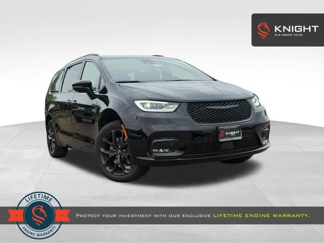 2026 Chrysler Pacifica Select AWD for sale in Elk Grove, CA