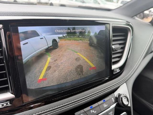 2026 Chrysler Pacifica Select AWD