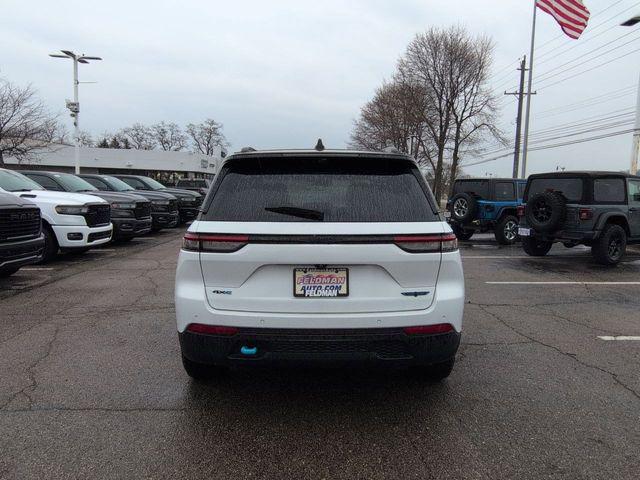 2023 Jeep Grand Cherokee Trailhawk