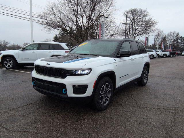 2023 Jeep Grand Cherokee Trailhawk