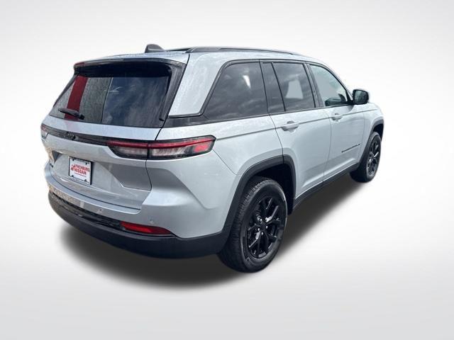2025 Jeep Grand Cherokee Altitude 4x4