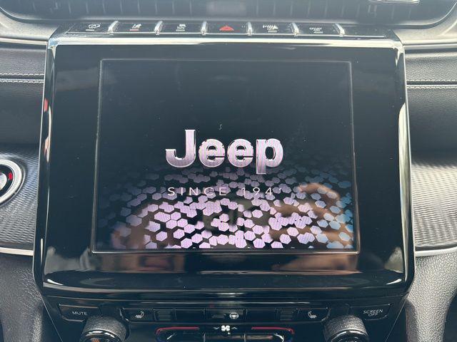2025 Jeep Grand Cherokee Altitude 4x4