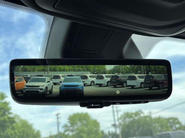 2026 Jeep Grand Cherokee 85th Anniversary Edition