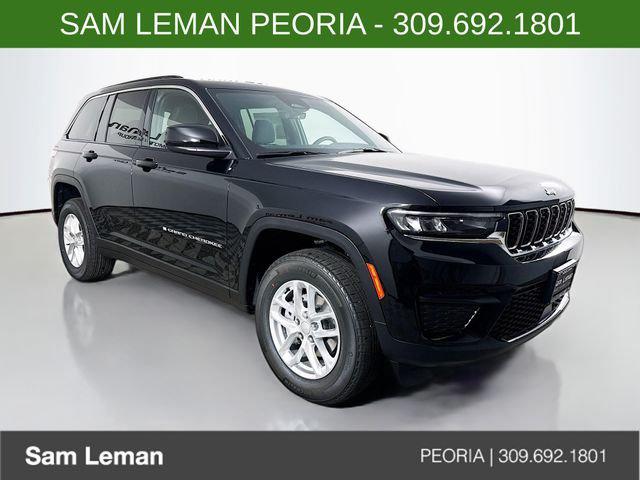 2026 Jeep Grand Cherokee GRAND CHEROKEE LAREDO X 4X4