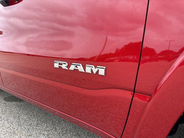 2026 Ram 1500 Lone Star Crew Cab 4x2 5'7" Box