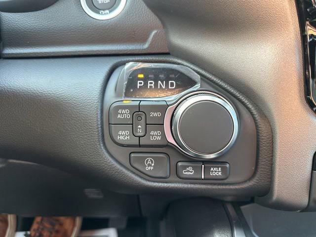 2026 Ram 1500 Lone Star Crew Cab 4x4 5'7" Box