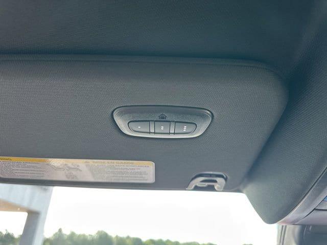 2026 Ram 1500 Lone Star Crew Cab 4x4 5'7" Box