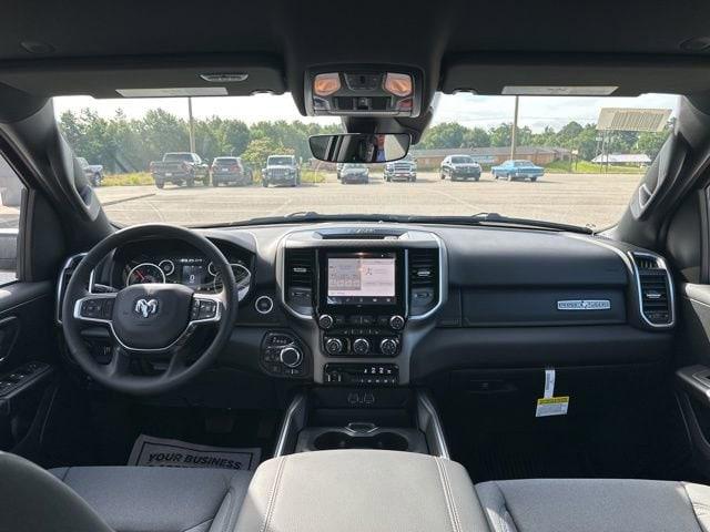 2026 Ram 1500 Lone Star Crew Cab 4x4 5'7" Box