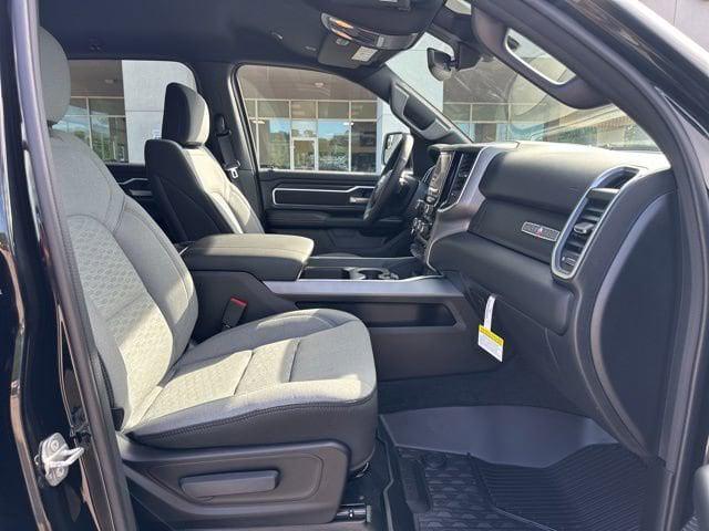 2026 Ram 1500 Lone Star Crew Cab 4x4 5'7" Box