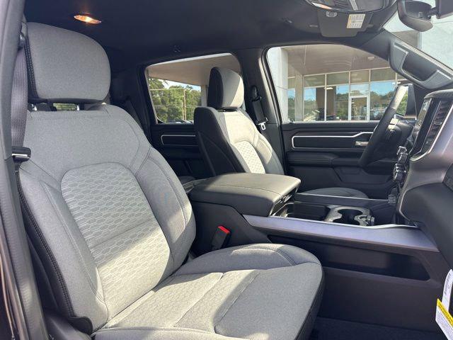 2026 Ram 1500 Lone Star Crew Cab 4x4 5'7" Box