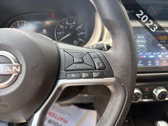 2023 Nissan Kicks SV Xtronic CVT