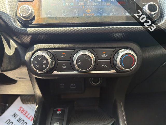 2023 Nissan Kicks SV Xtronic CVT